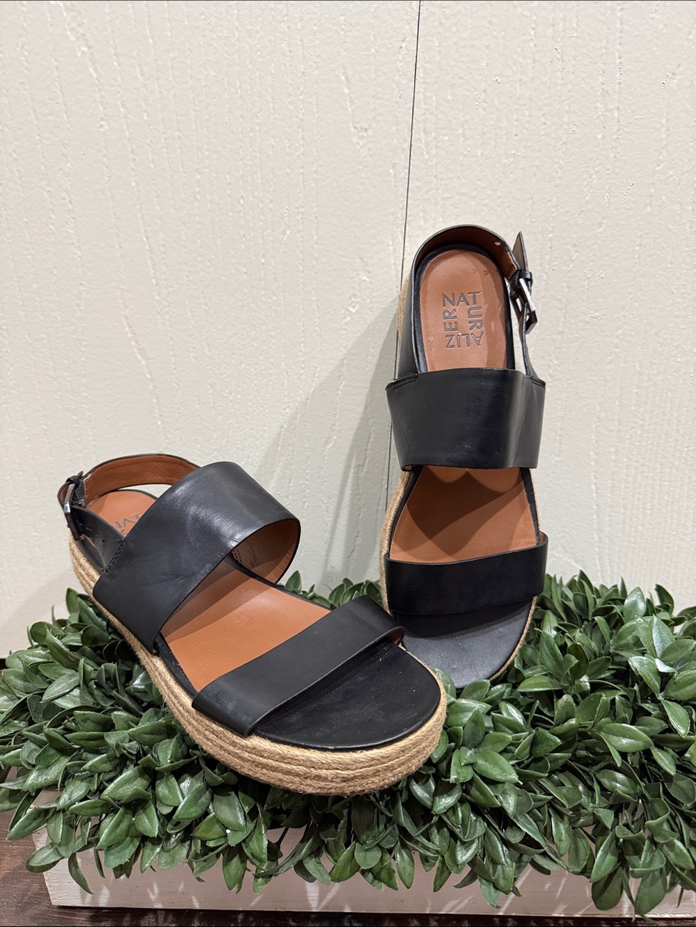 Naturalizer Patience Espadrille
Platform Sandals Black Size 9